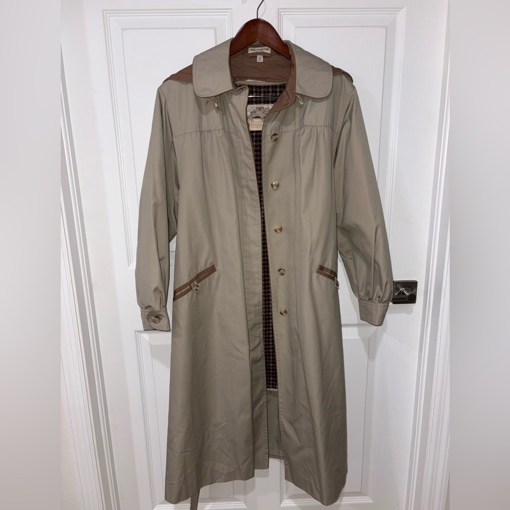 Vintage Windsor Bay Trench Coat Petite 16 Tan Belted Jacket Classic - Picture 2 of 12